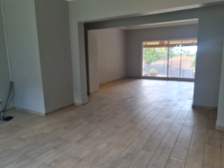 4 Bedroom Property for Sale in Protea Park North West